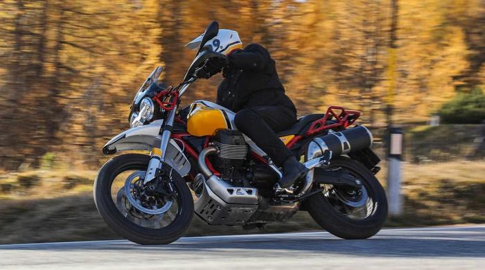 Moto Guzzi V85 TT: oltre 8.000 test ride prenotati in tutta Europa
