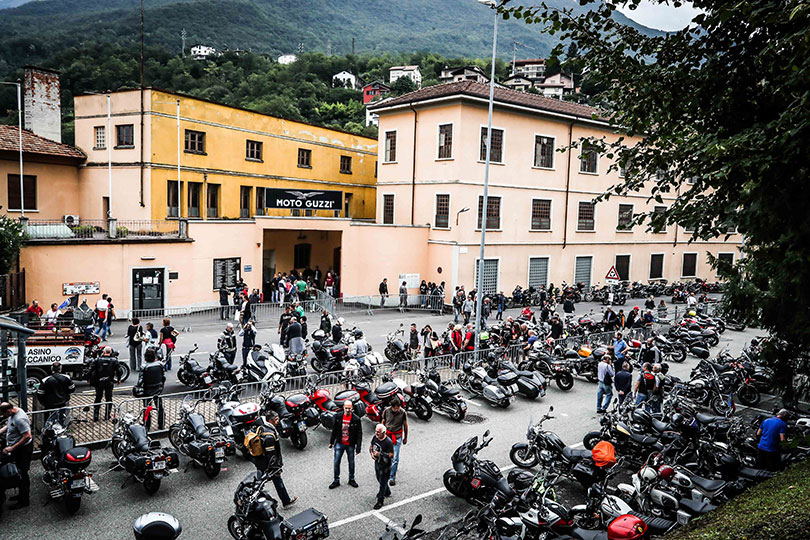 Il maltempo non frena la passione per Moto Guzzi