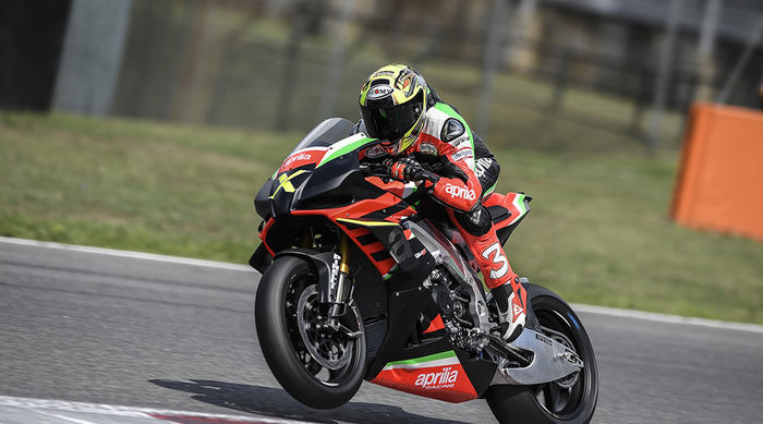 Aprilia RSV4 X