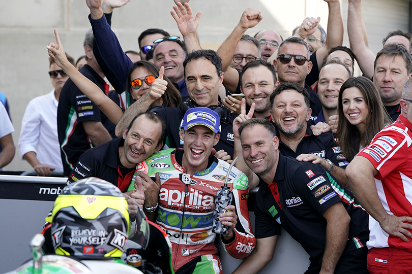 Aleix Espargaro’ porta l’Aprilia al sesto posto ad Aragon, vicino come mai ai primi.