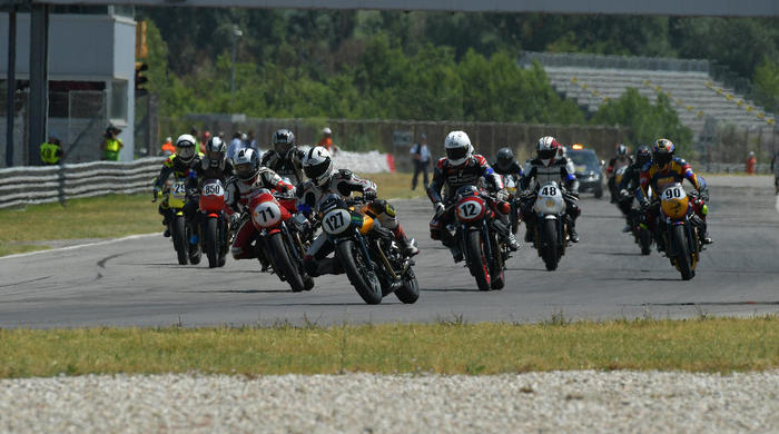 A Misano gran finale del Moto Guzzi Fast Endurance