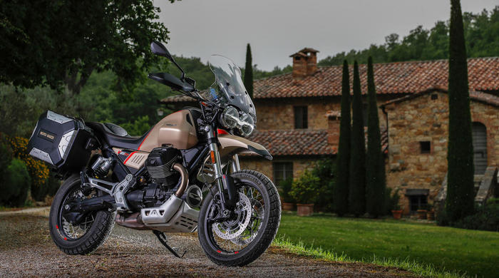 Moto Guzzi v85tt travel