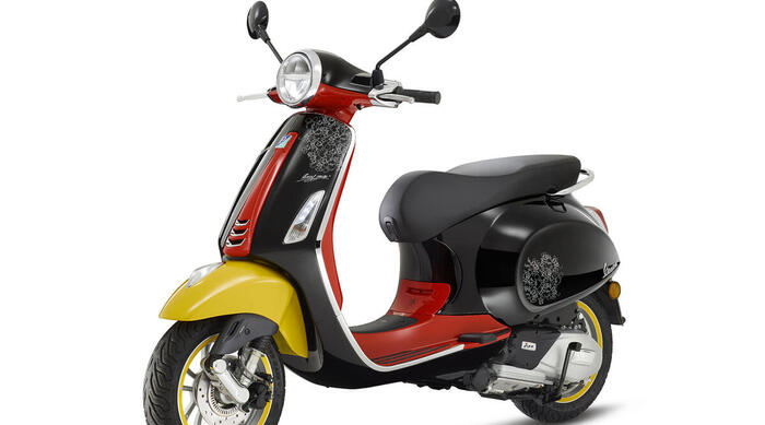 Disney Mickey Mouse Edition by Vespa