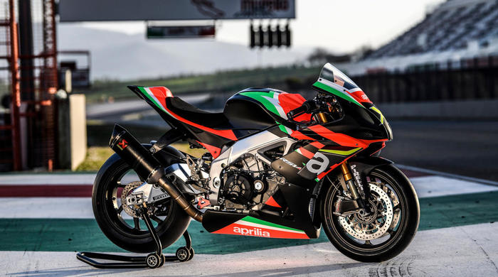Aprilia RSV4 x è subito “sold out”