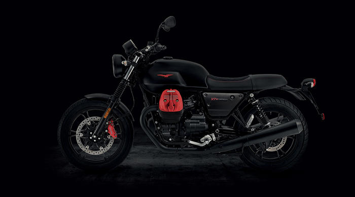 Moto Guzzi V7 III Carbon