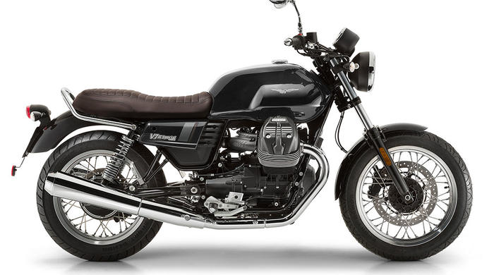 In vendita la nuova Moto Guzzi V7 III Stone “Night Pack” 