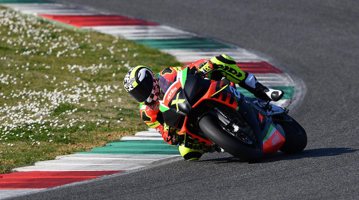Aprilia RSV4 x è subito “sold out”