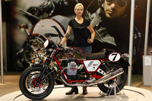 Moto Guzzi V7 Racer