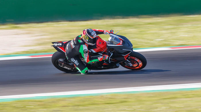 I grandi campioni Aprilia insieme sul circuito di Misano