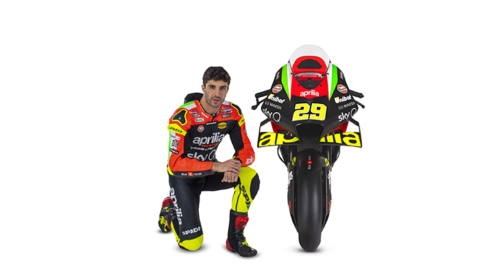 Una RS-GP totalmente rinnovata lancia Aprilia verso la nuova stagione in MotoGP per una sfida tutta italiana