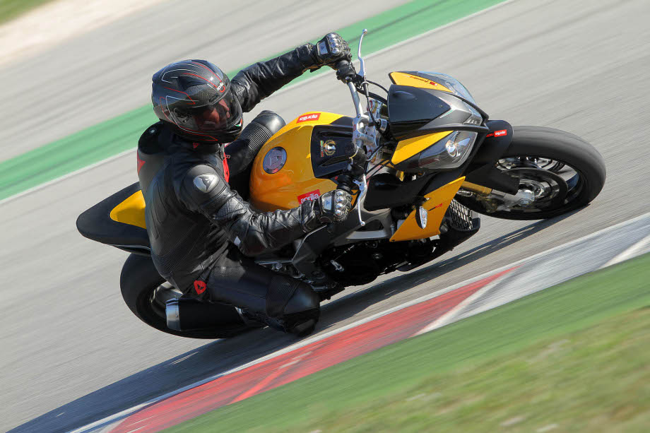 Aprilia Tuono V4 R