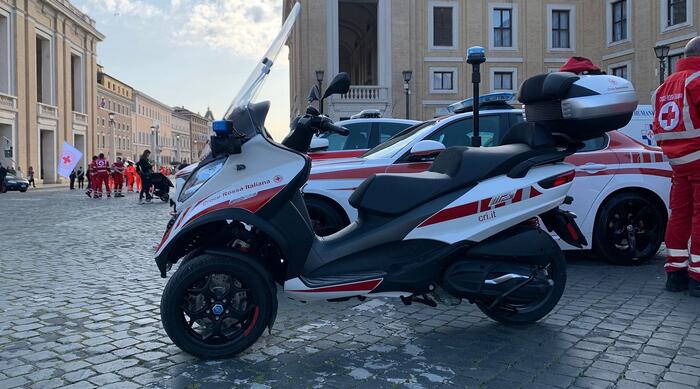 Piaggio MP3 motoambulanza