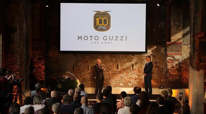 Moto Guzzi 100