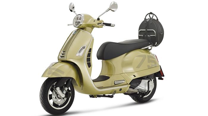 Vespa Primavera 75ᵗʰ