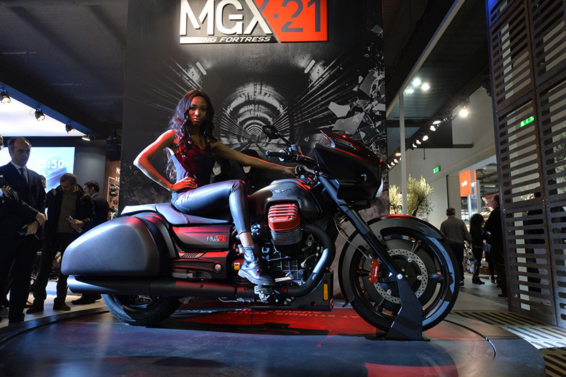 Moto Guzzi MGX-21