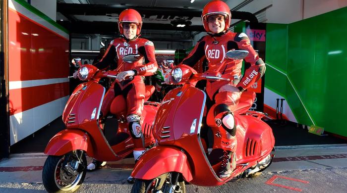 Vespa 946 (RED) 