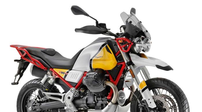 Moto Guzzi V85 TT: more than 8,000 test rides booked throughout Europe