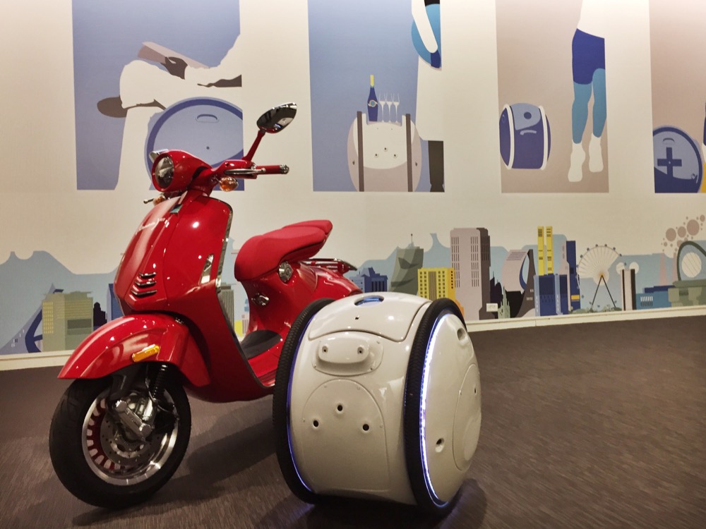 Vespa Red & GITA