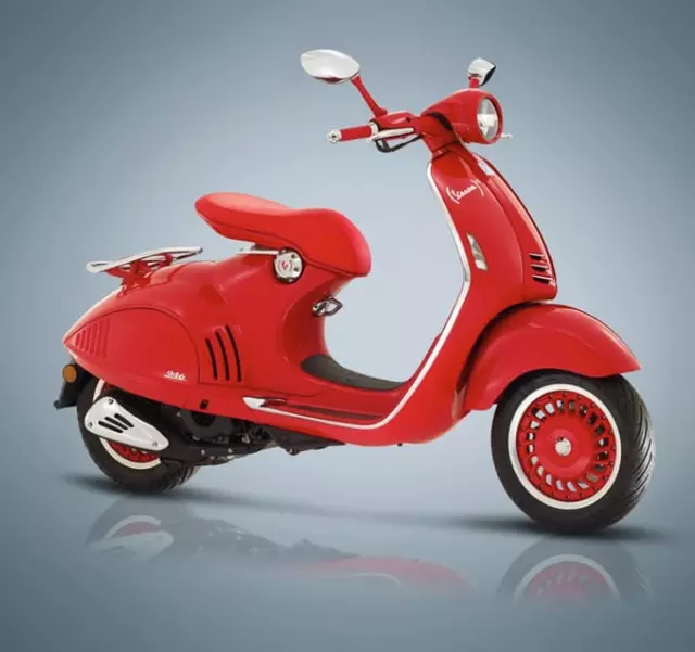 Vespa RED