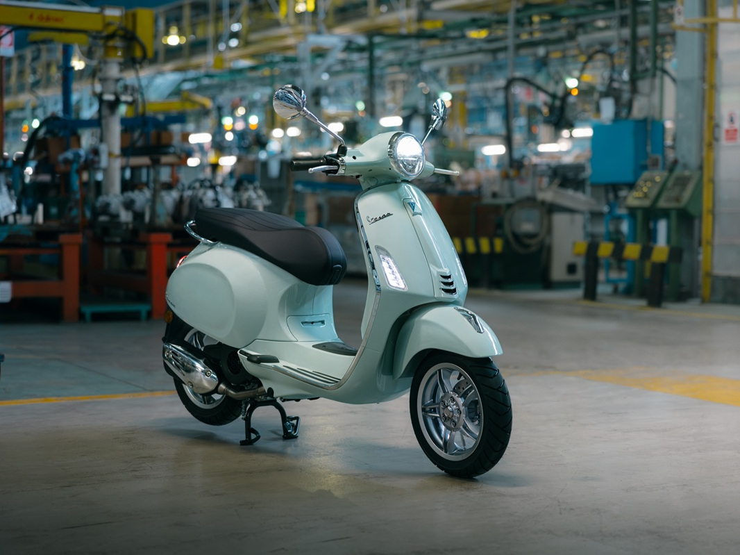 01 Vespa Primavera 125 2