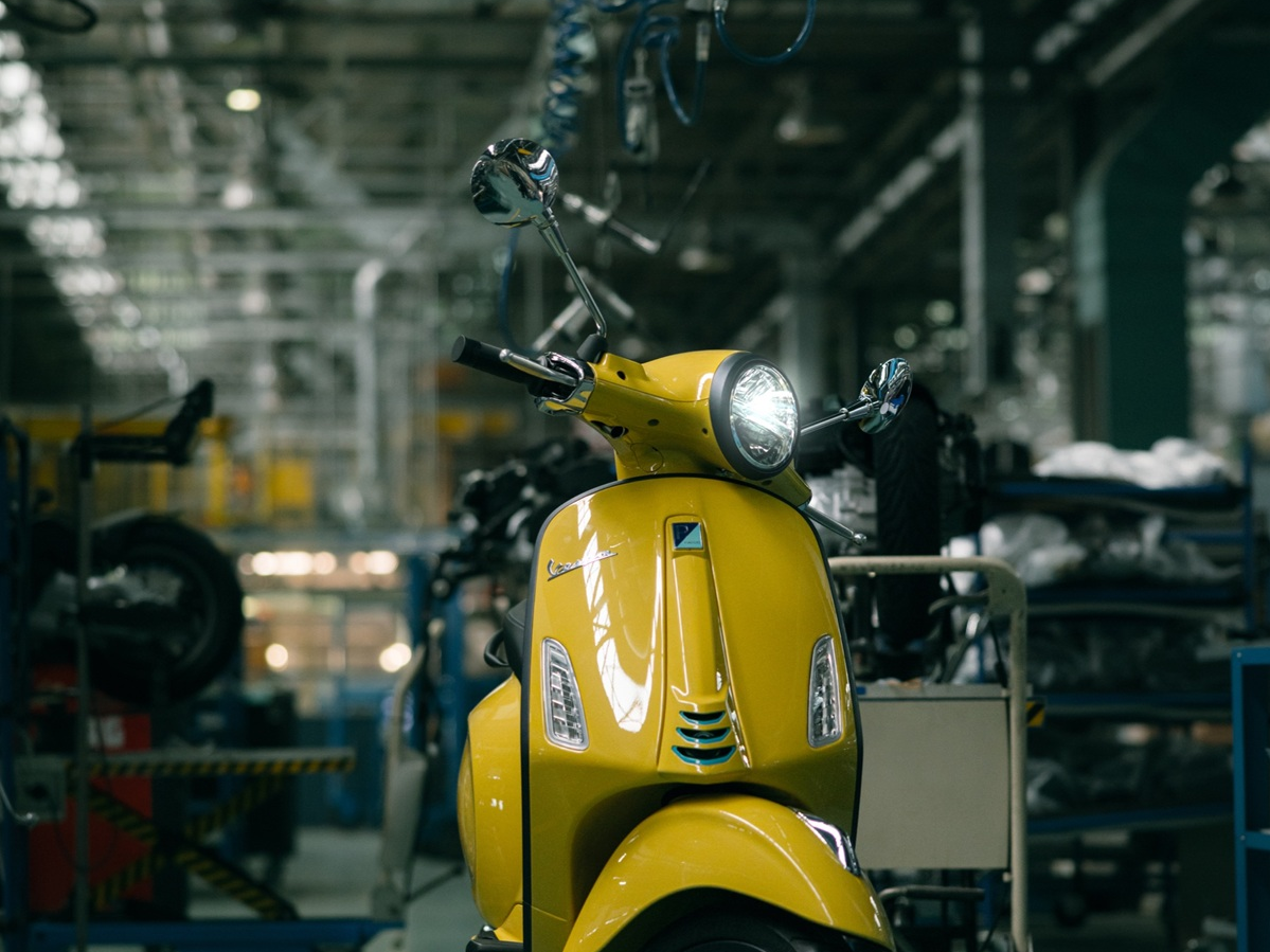 06 Vespa Primavera 125