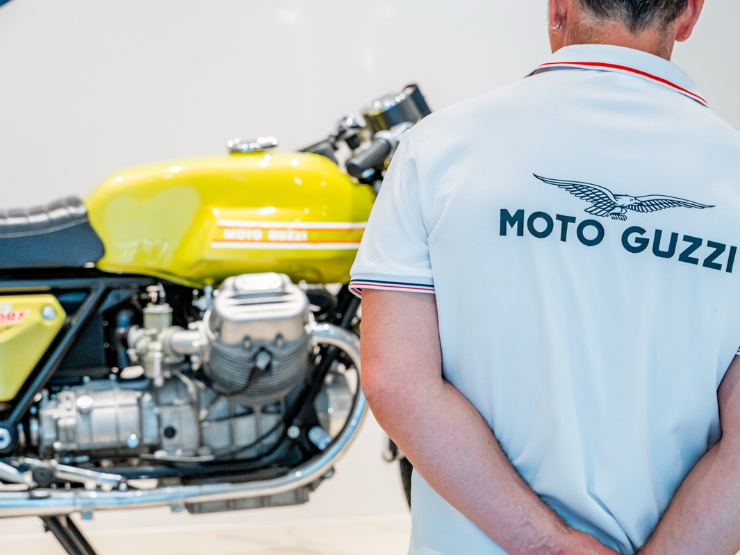 Una casa tutta nuova e l’amore sconfinato di migliaia di appassionati: questa è Moto Guzzi - A brand-new home and the boundless passion of thousands of enthusiasts: this is Moto Guzzi