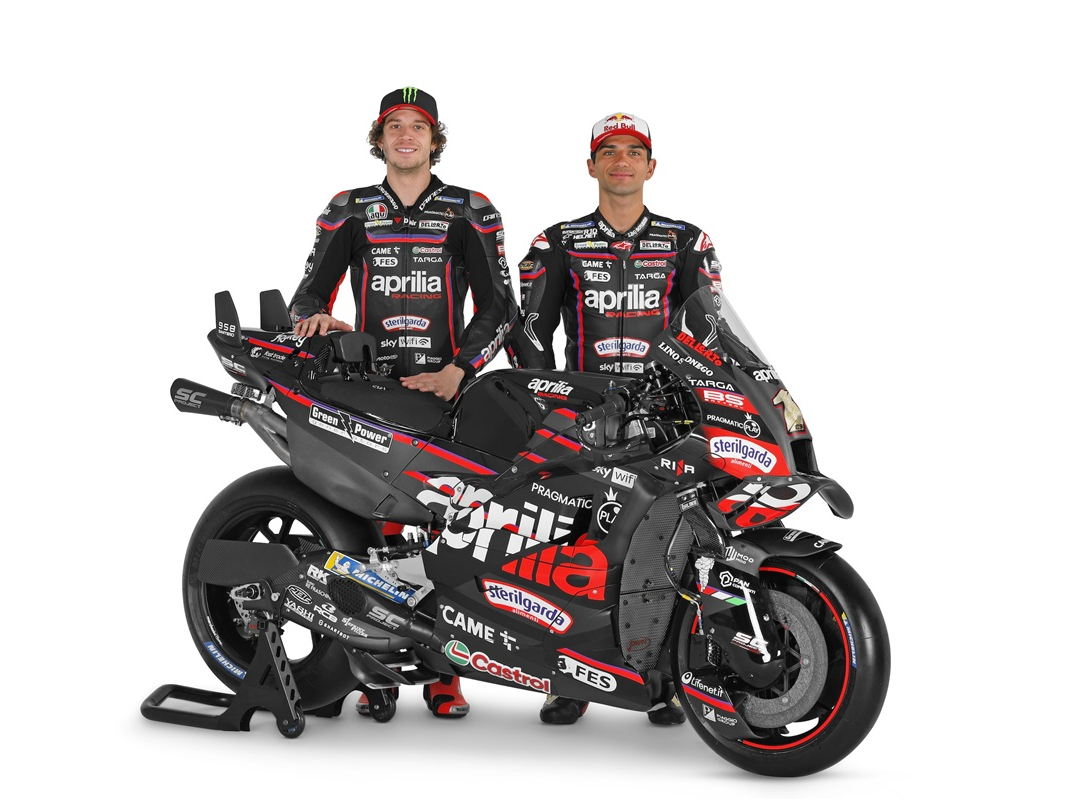 ApriliaRacing_Launch2025_2