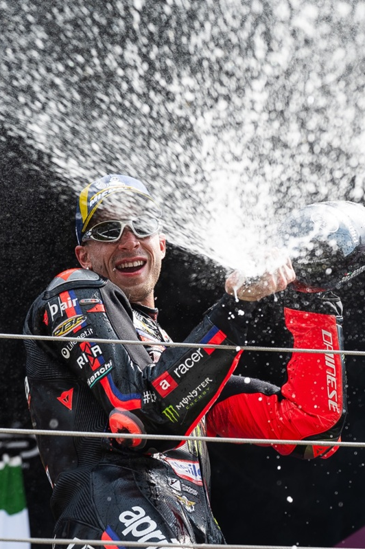 Piaggio Group: Aprilia dominates the British GB
